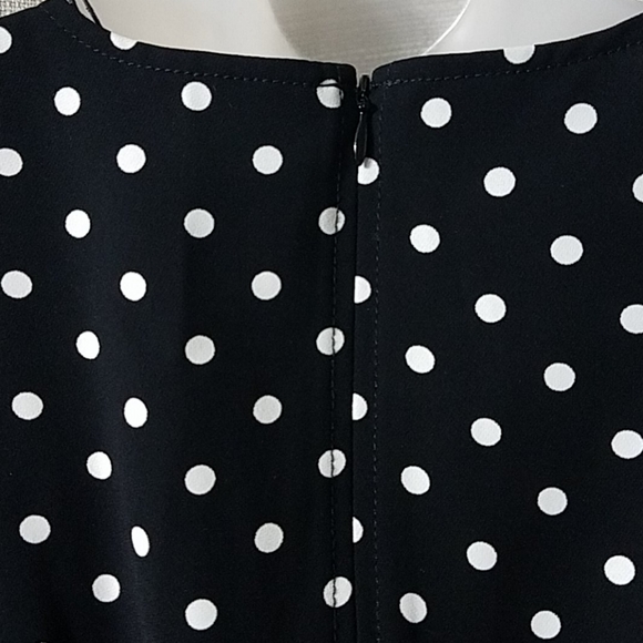 5 a 7 Cinq a sept dress size 8 - Picture 7 of 10